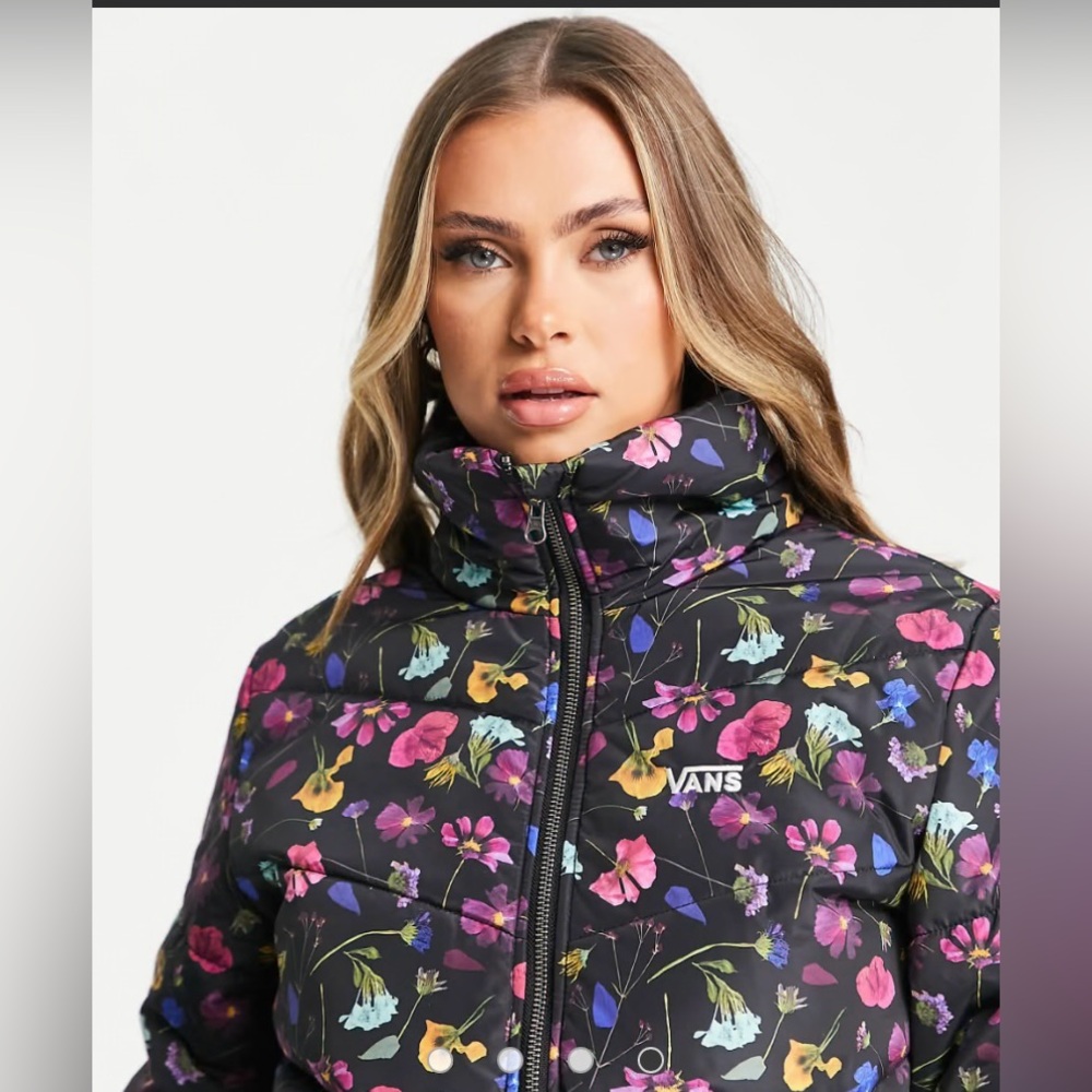 Vans Women's Floral Puffer Jacket - Black/Floral. Size S. NWT
